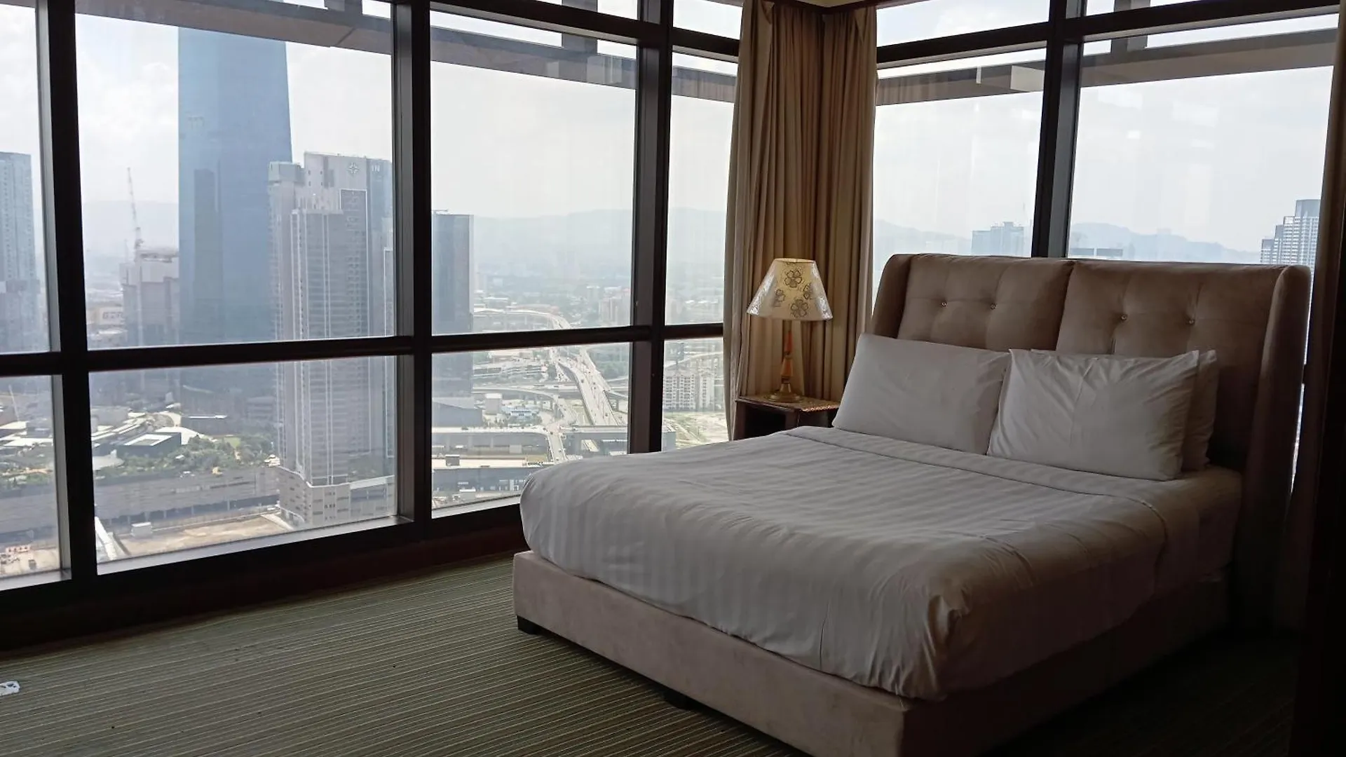 Apartment Vacation Suite Times Square Kl Kuala Lumpur Malaysia